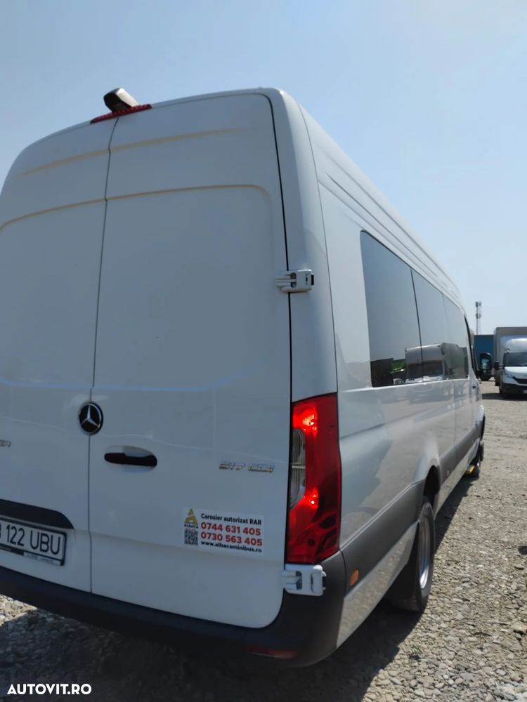 Mercedes-Benz Sprinter - 12