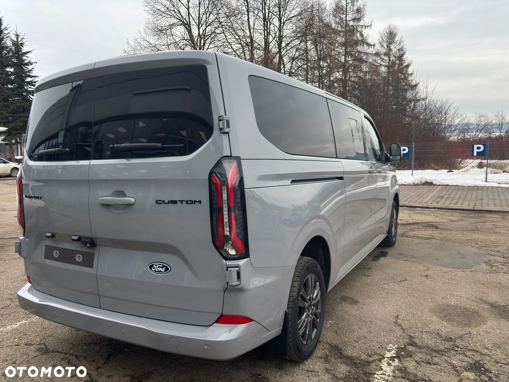 Ford Transit Custom Kombi 320 L2H1 AWD Limited M1 - 6