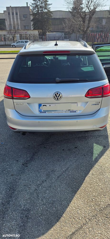 Volkswagen Golf 1.6 TDI BlueMotion Technology Lounge - 19