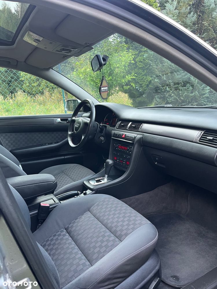 Audi A6 Avant 2.5 TDI Multitronic - 17