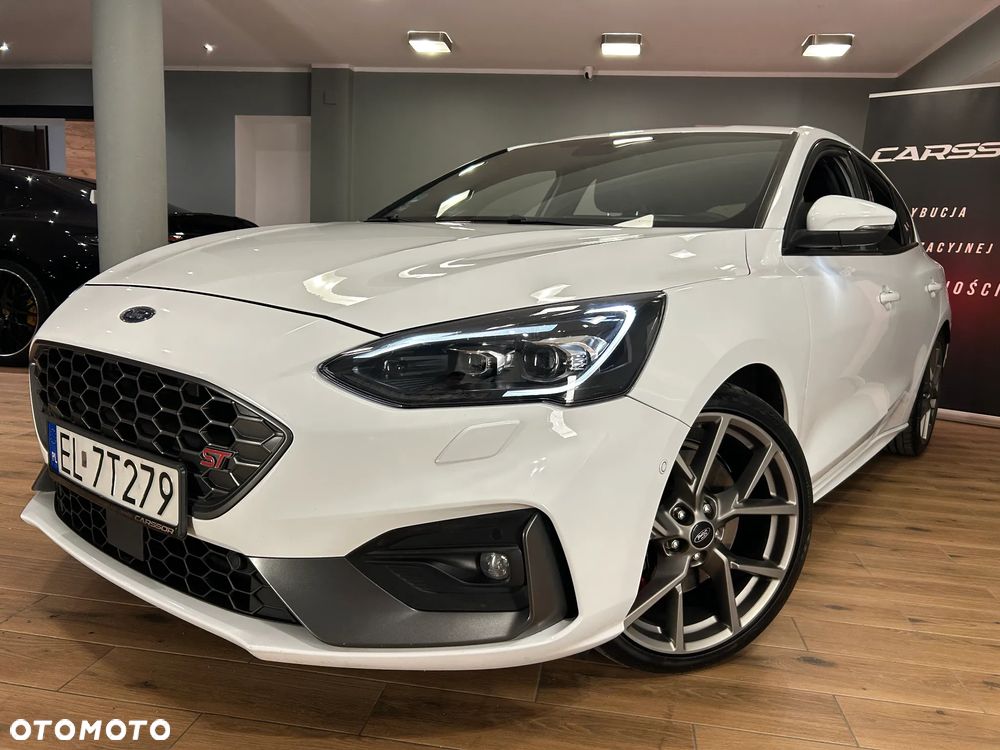 Ford Focus 2.3 EcoBoost ST Edition - 19