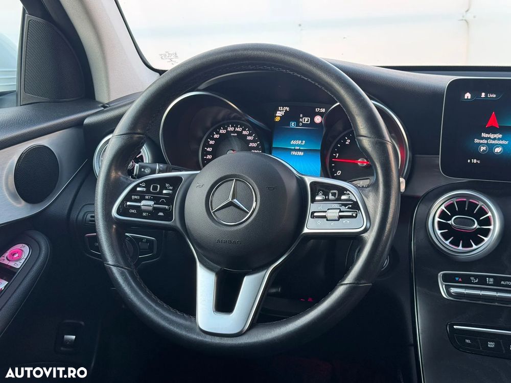 Mercedes-Benz GLC 220 d 4MATIC - 12