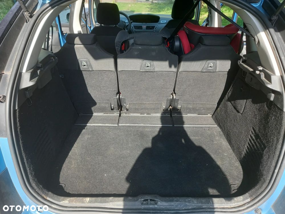 Citroën C4 Picasso - 10