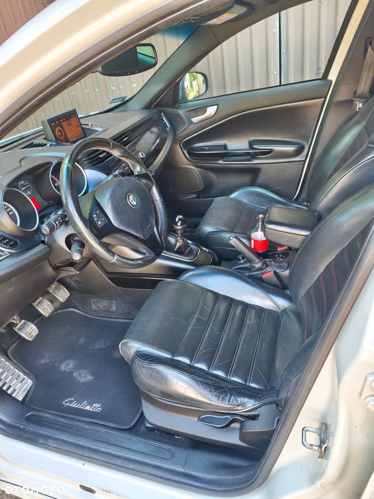 Alfa Romeo Giulietta 2.0 JTDM Distinctive - 16