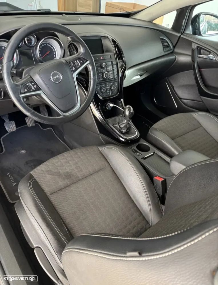 Opel Astra GTC - 4
