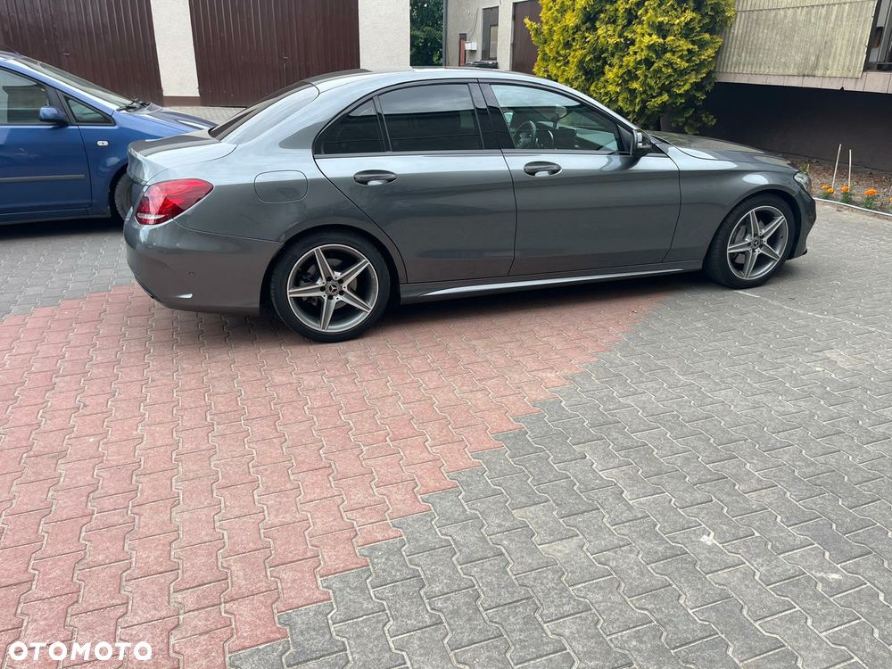 Mercedes-Benz Klasa C 220 d 9G-TRONIC - 8