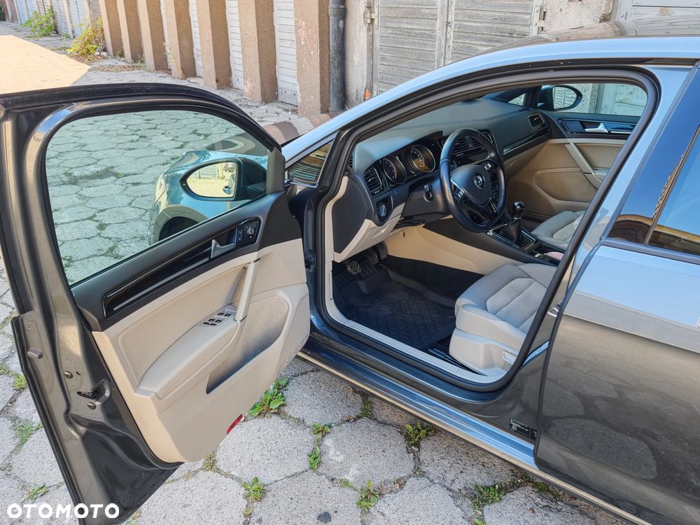 Volkswagen Golf 1.4 TSI BMT Highline - 21