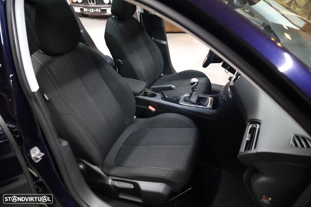 Peugeot 308 SW BlueHDi 120 Stop & Start Style - 21