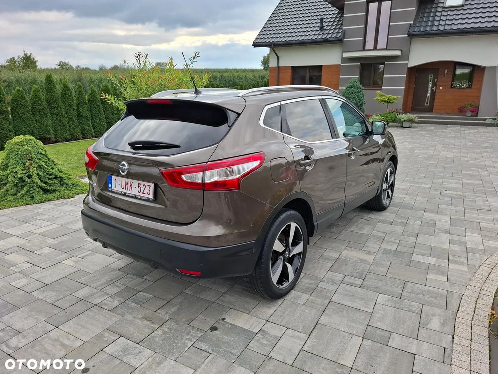 Nissan Qashqai 1.5 dCi TEKNA+ - 10
