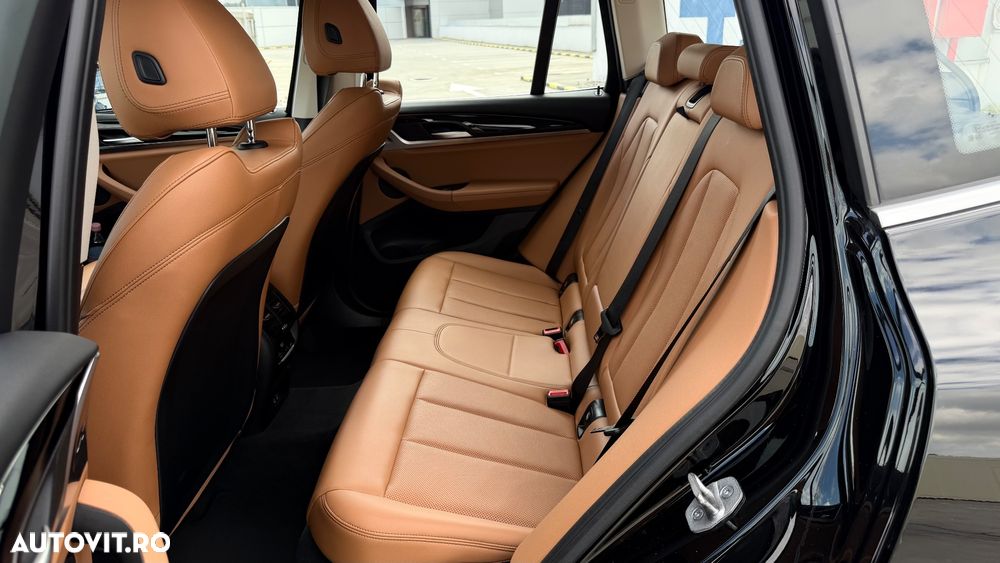 BMW X3 xDrive20i AT xLine - 8