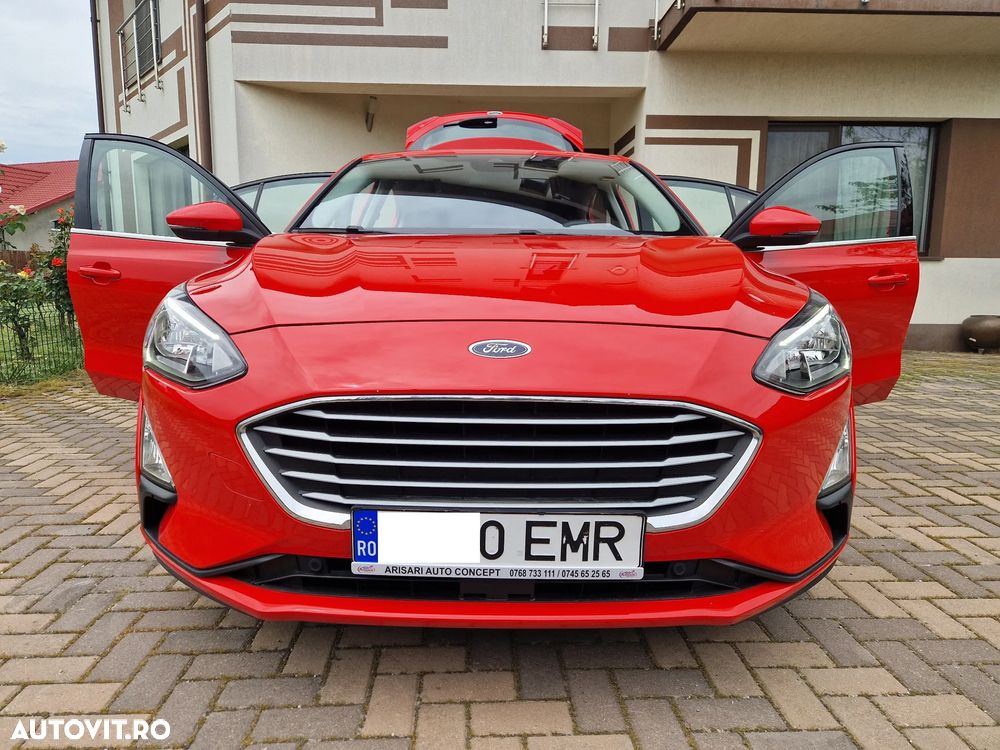 Ford Focus 1.0 EcoBoost Titanium - 26