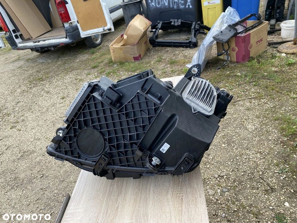 LAMPA PRZEDNIA PRAWA MERCEDES GLC W253 FULL LED HIGH PERFORMANCE A2539065201 KOMPLETNA - 6