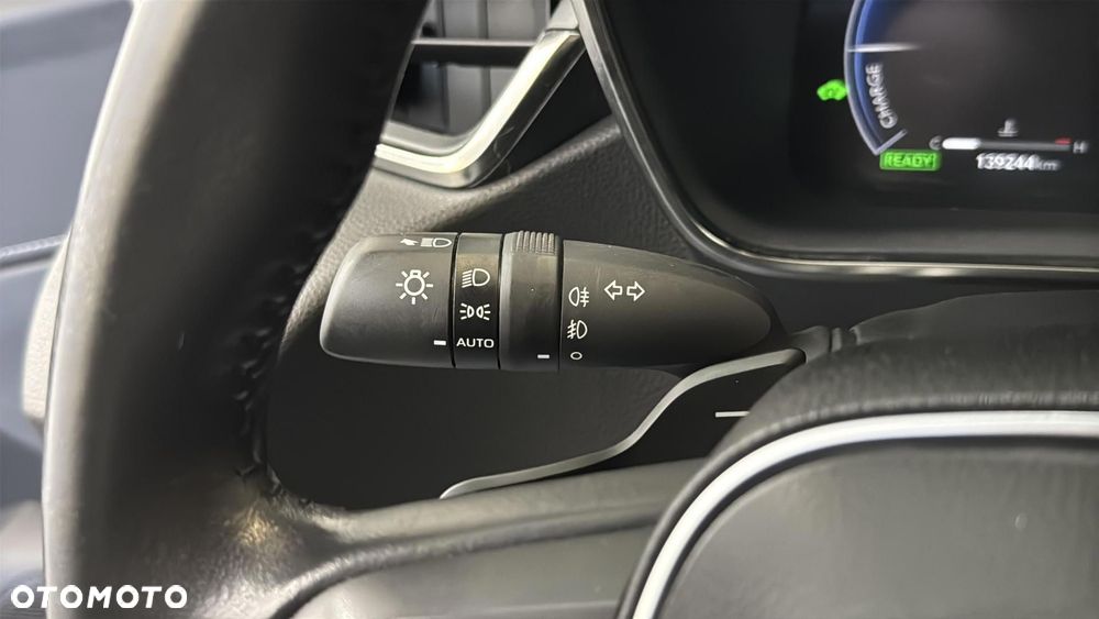 Toyota Corolla 2.0 Hybrid Style - 27