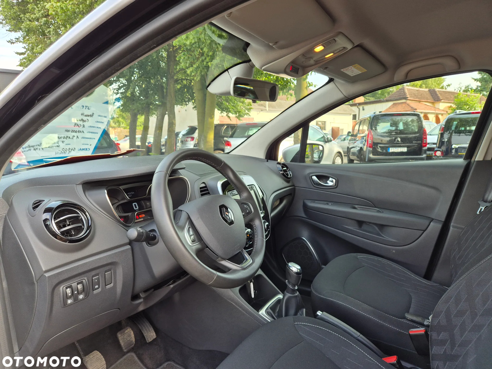 Renault Captur 1.3 TCe Intens - 11