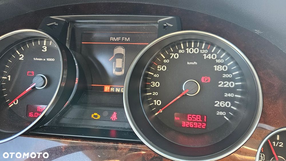 Audi A8 3.0 TDI Quattro - 7