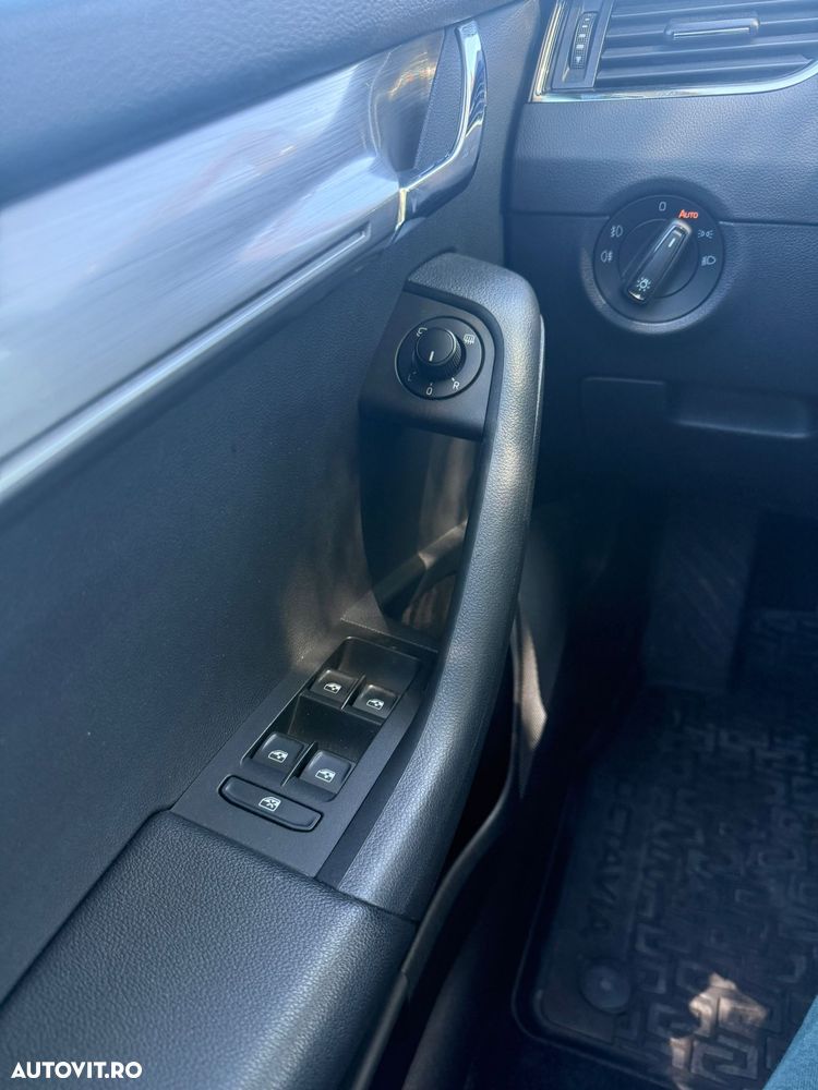 Skoda Octavia 1.5 TSI DSG MHEV Style - 16