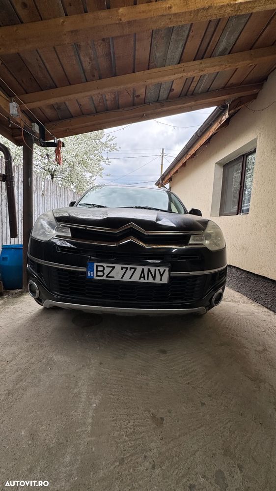 Citroën C-Crosser 2.2 HDI Confort - 2