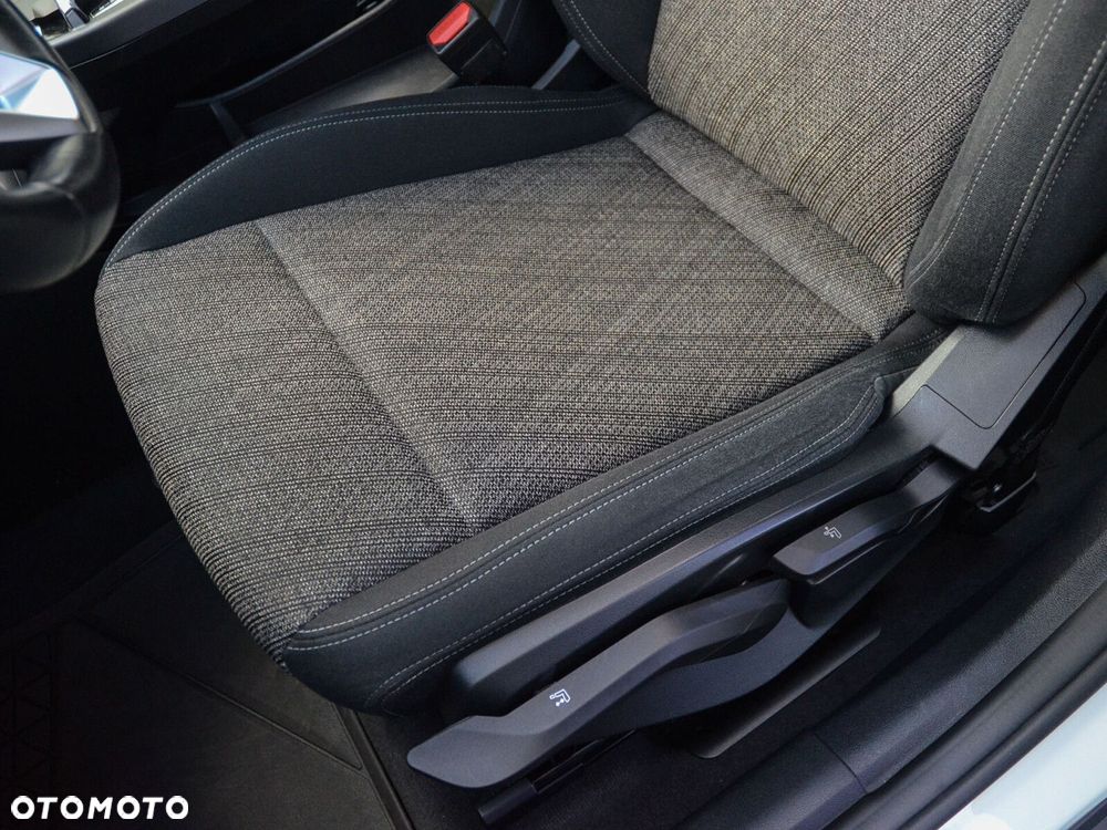 BMW X1 sDrive18i - 25