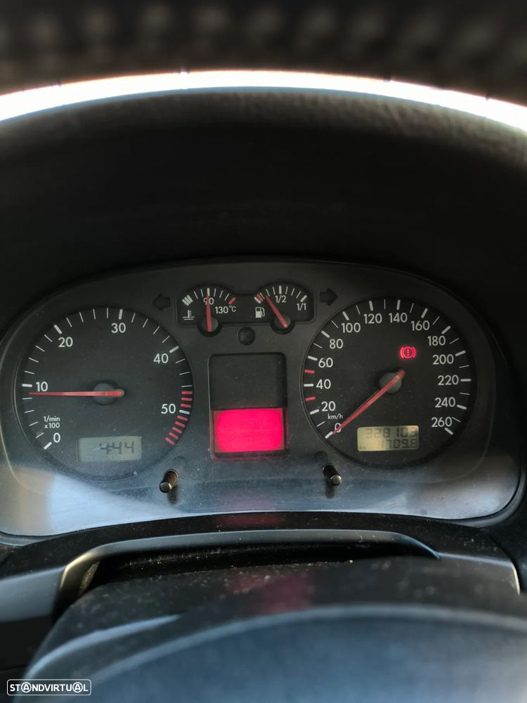 VW Golf 1.9 TDi Highline - 16