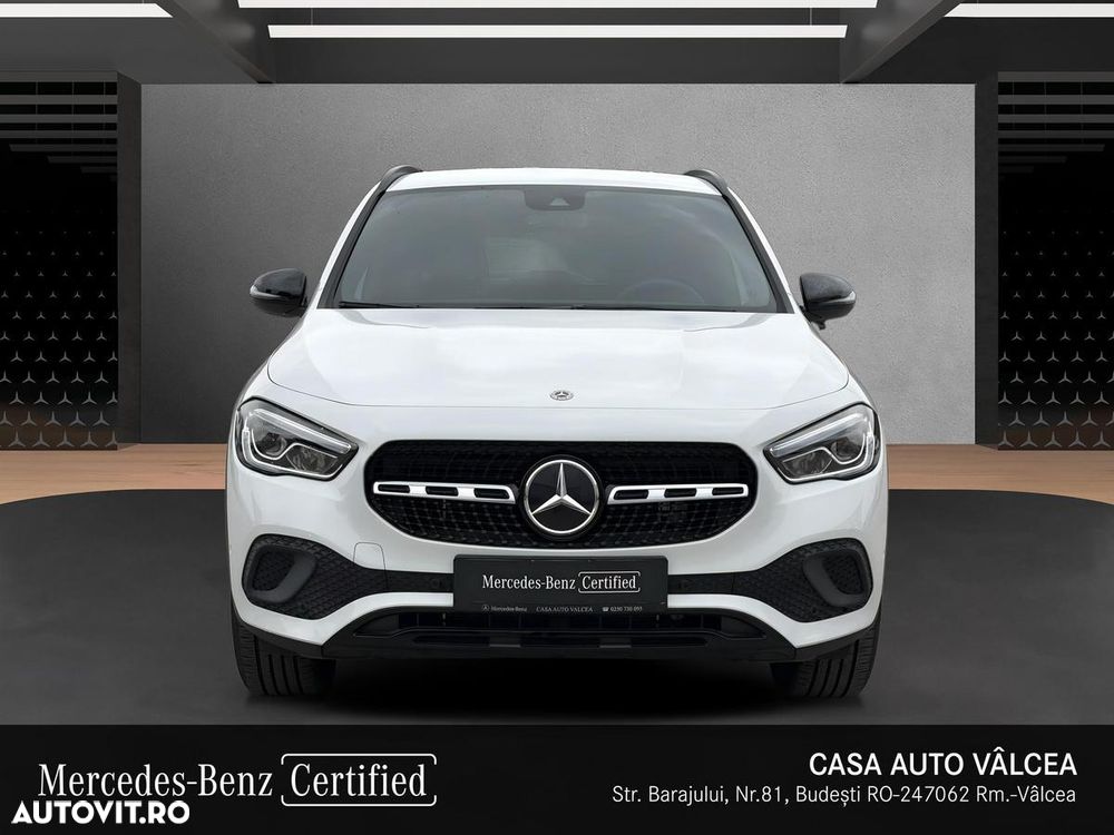 Mercedes-Benz GLA - 8