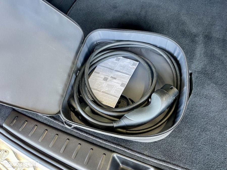 Mercedes-Benz EQB 300 4Matic Progressive - 41