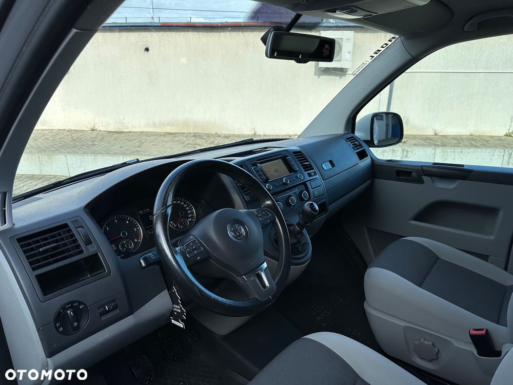 Volkswagen Transporter - 12