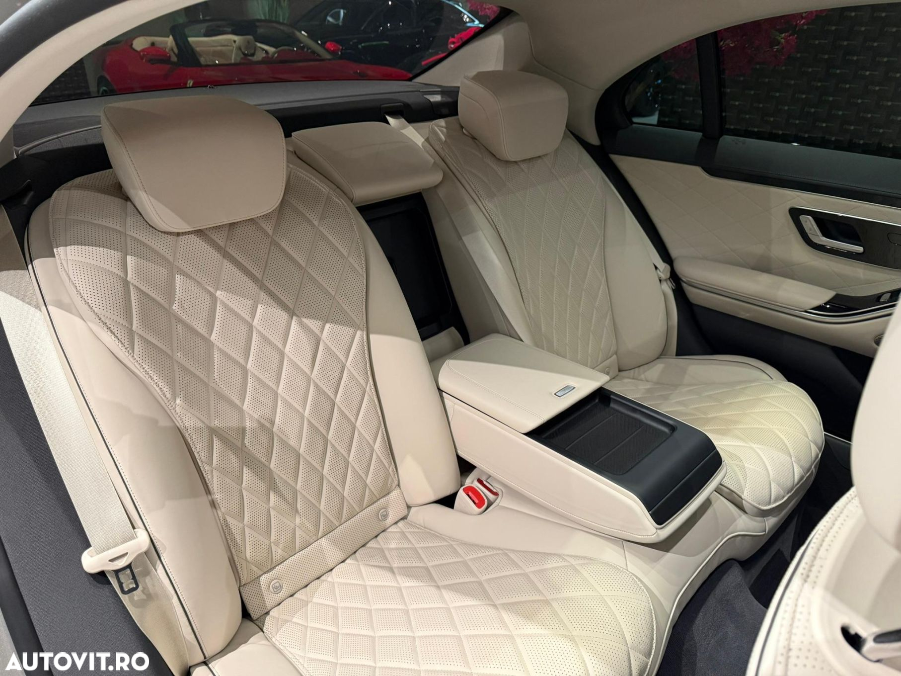 Mercedes-Benz S 580 e 4MATIC Long - 32