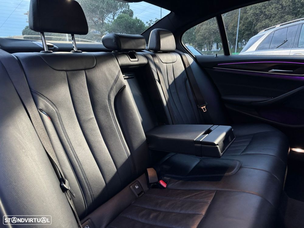 BMW 530 e Pack M - 22