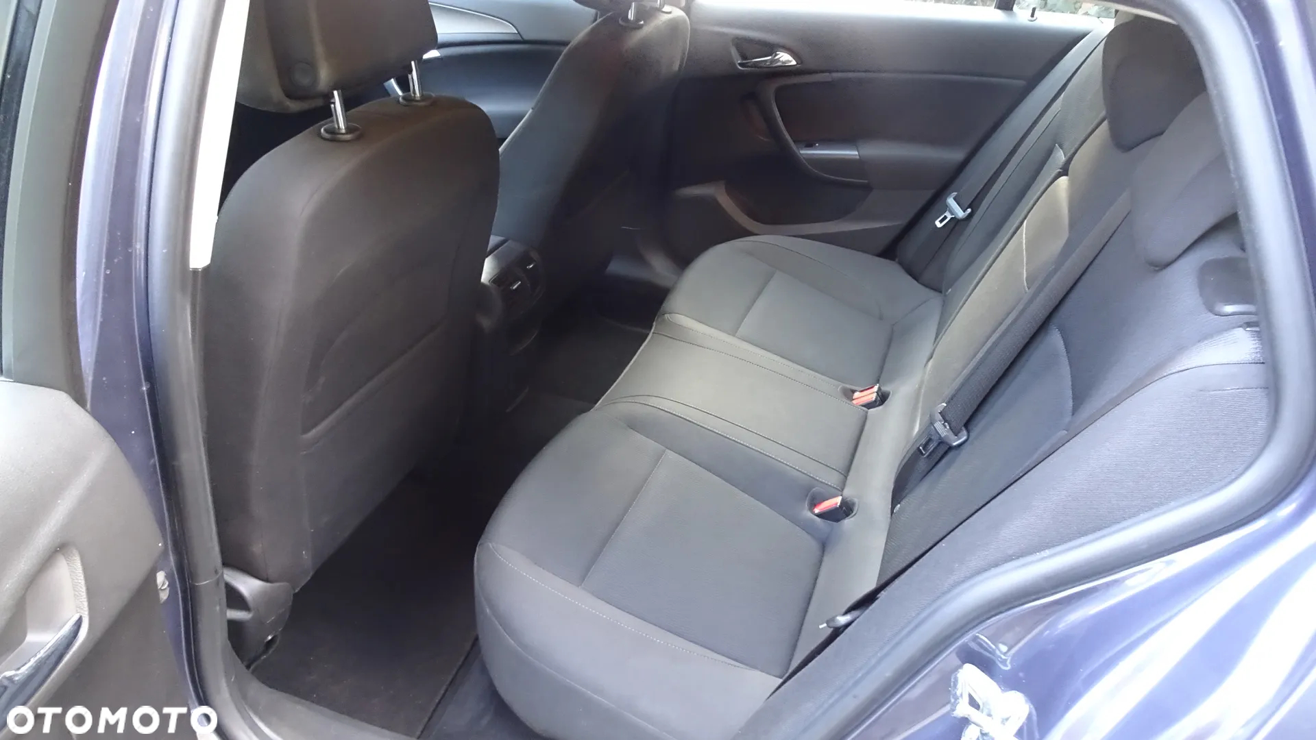 Opel Insignia 1.8 Sports Tourer - 11