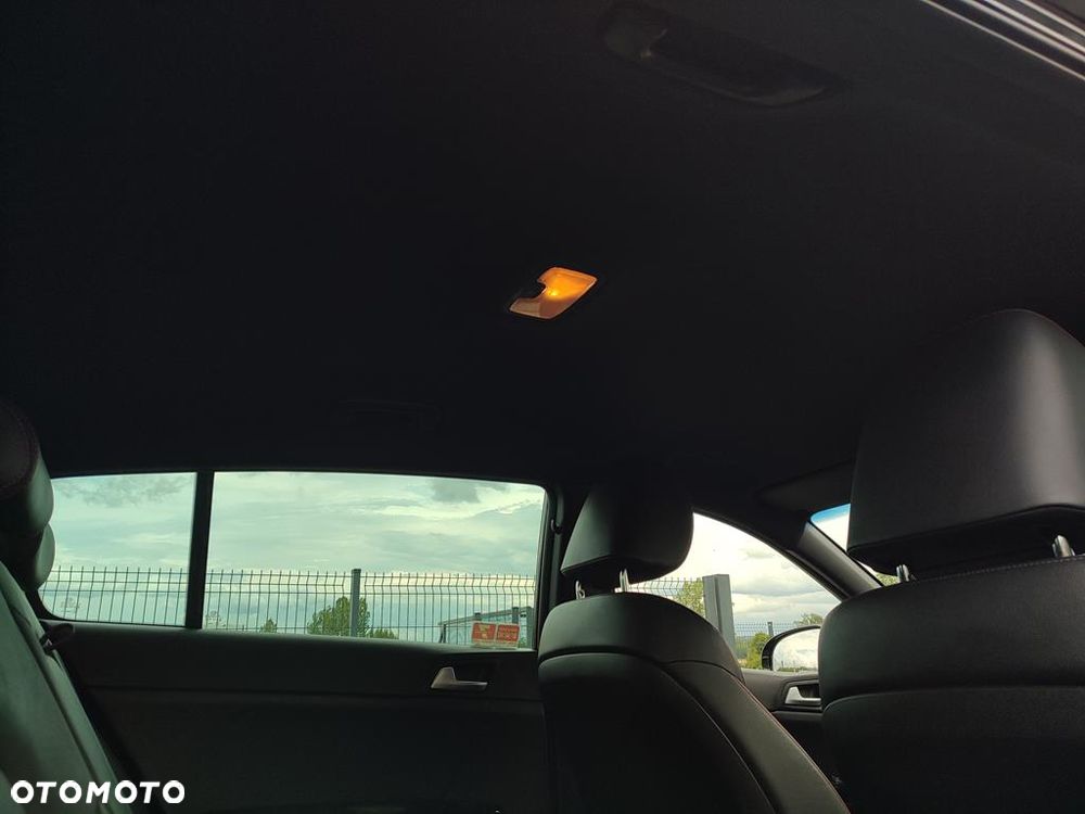 Kia Sportage 1.6 T-GDI Black Edition 4WD DCT - 11