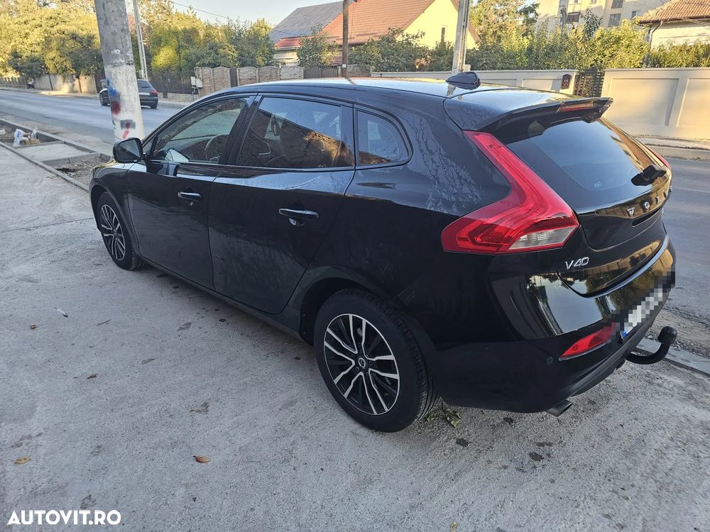 Volvo V40 2019 photo 5