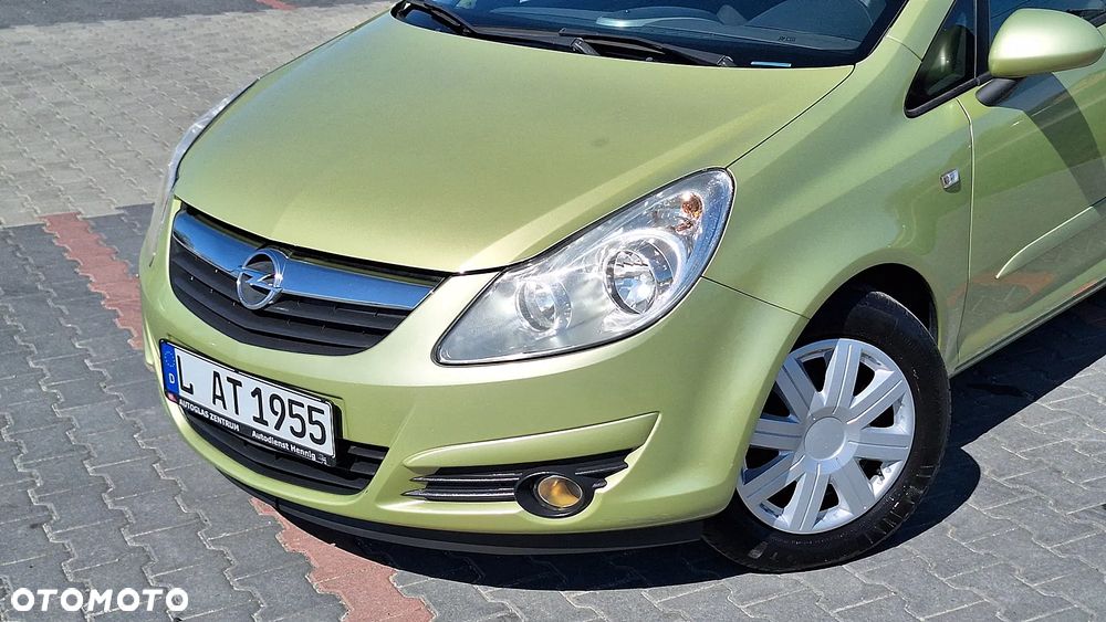 Opel Corsa - 28