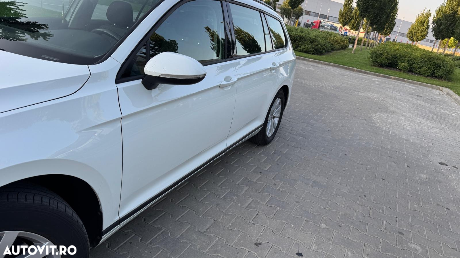 Volkswagen Passat 2.0 TDI DSG Advance - 6