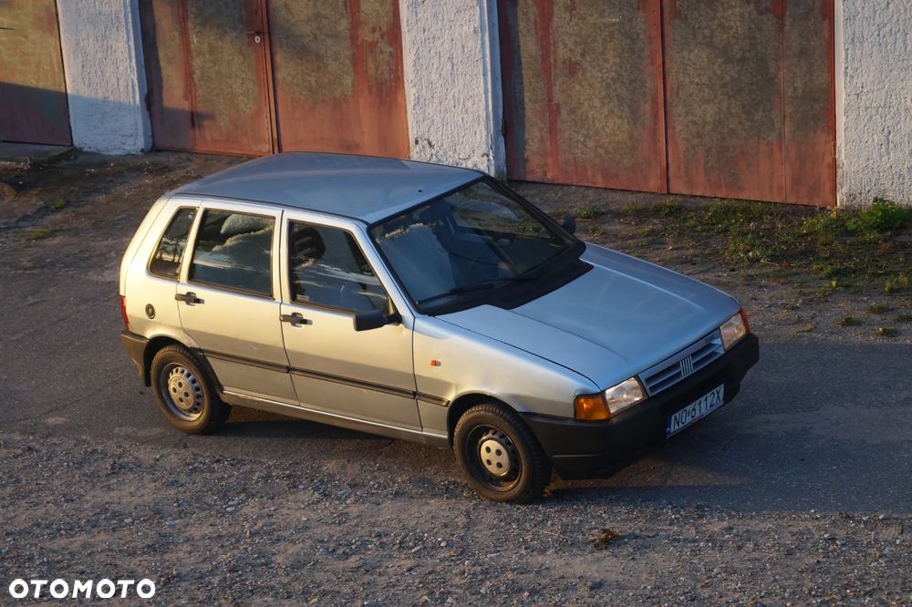 Fiat Uno 1.0 Fire - 4