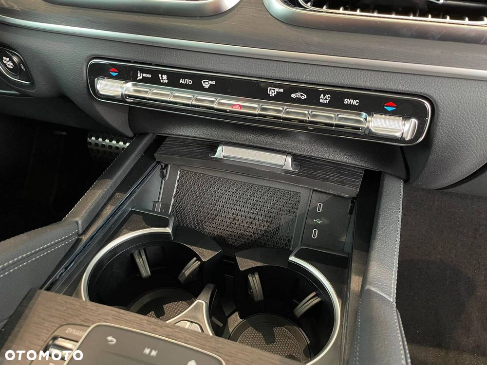 Mercedes-Benz GLE - 29