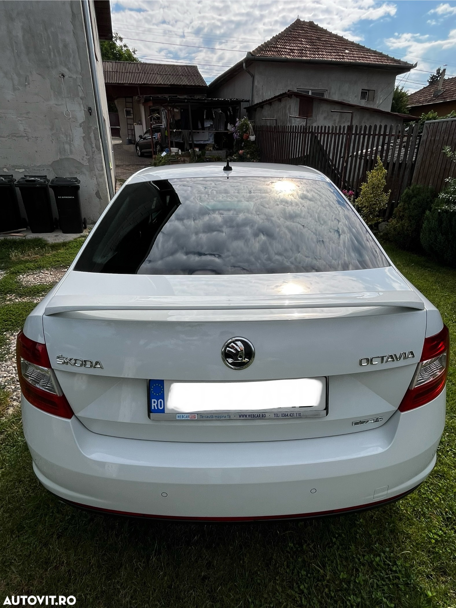 Skoda Octavia 2.0 TDI RS DSG - 6