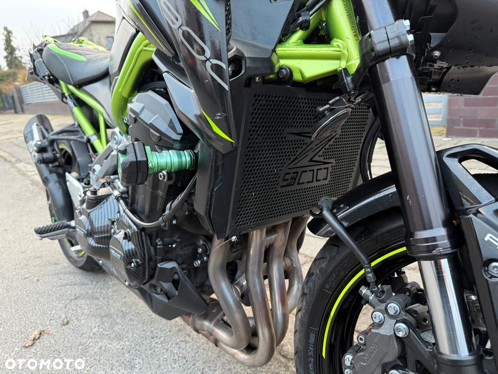Kawasaki Z 900 - 29