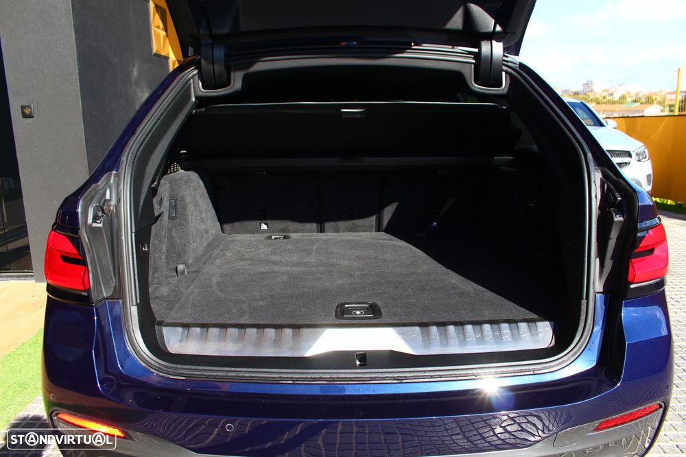 BMW 520 e Pack M - 19