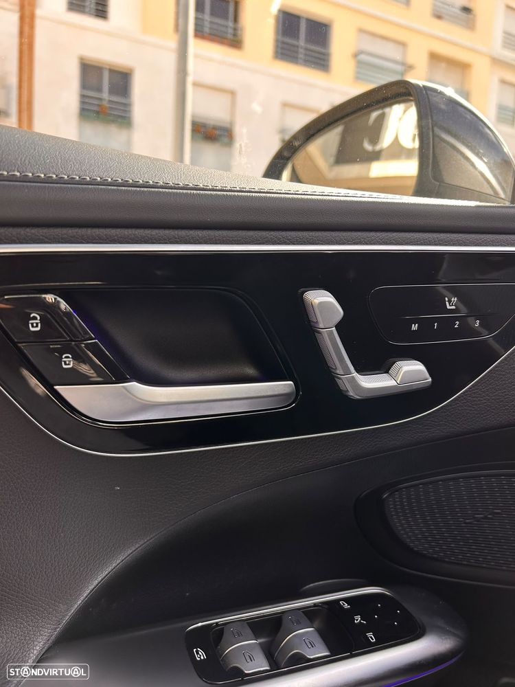 Mercedes-Benz C 300 - 18