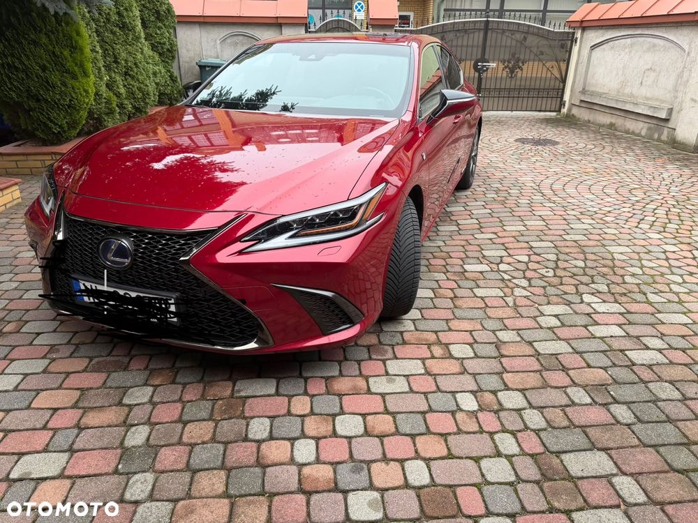 Lexus ES 300h F Sport - 8