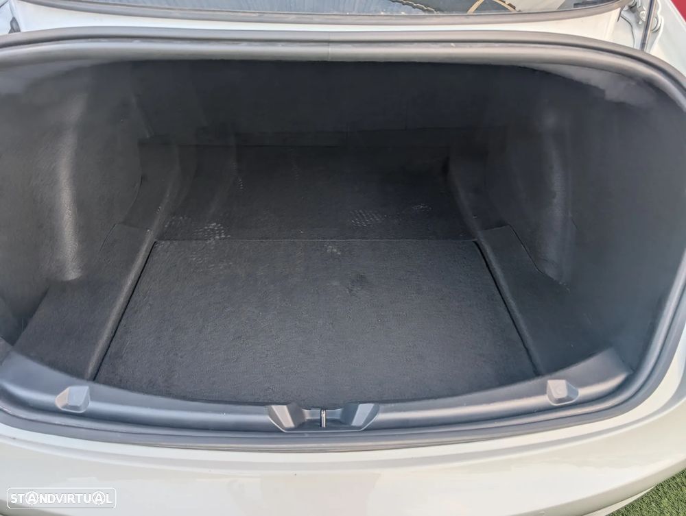 Tesla Model 3 AWD Dual Motor Performance - 11