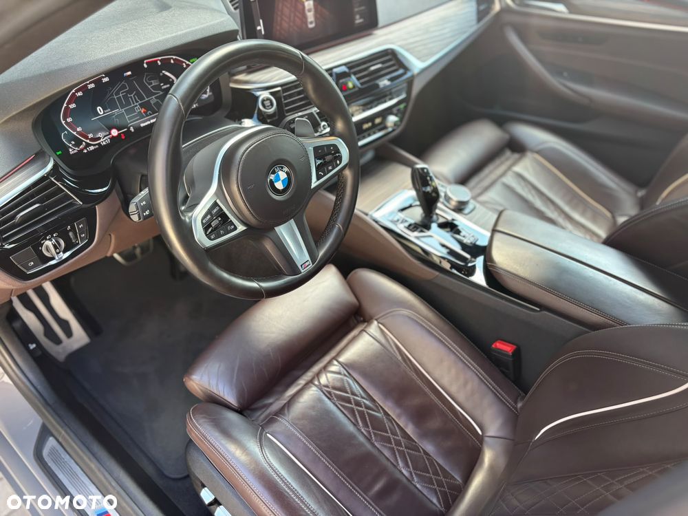 BMW Seria 5 530d xDrive mHEV sport - 6