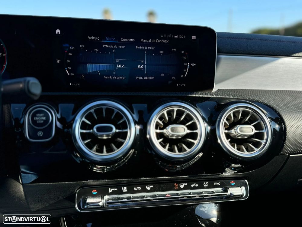 Mercedes-Benz CLA 220 d Shooting Brake AMG Line Aut. - 15