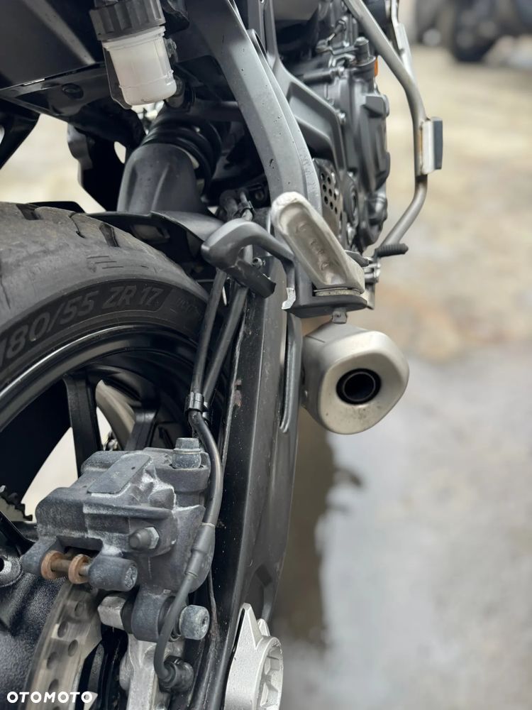 Yamaha MT - 15
