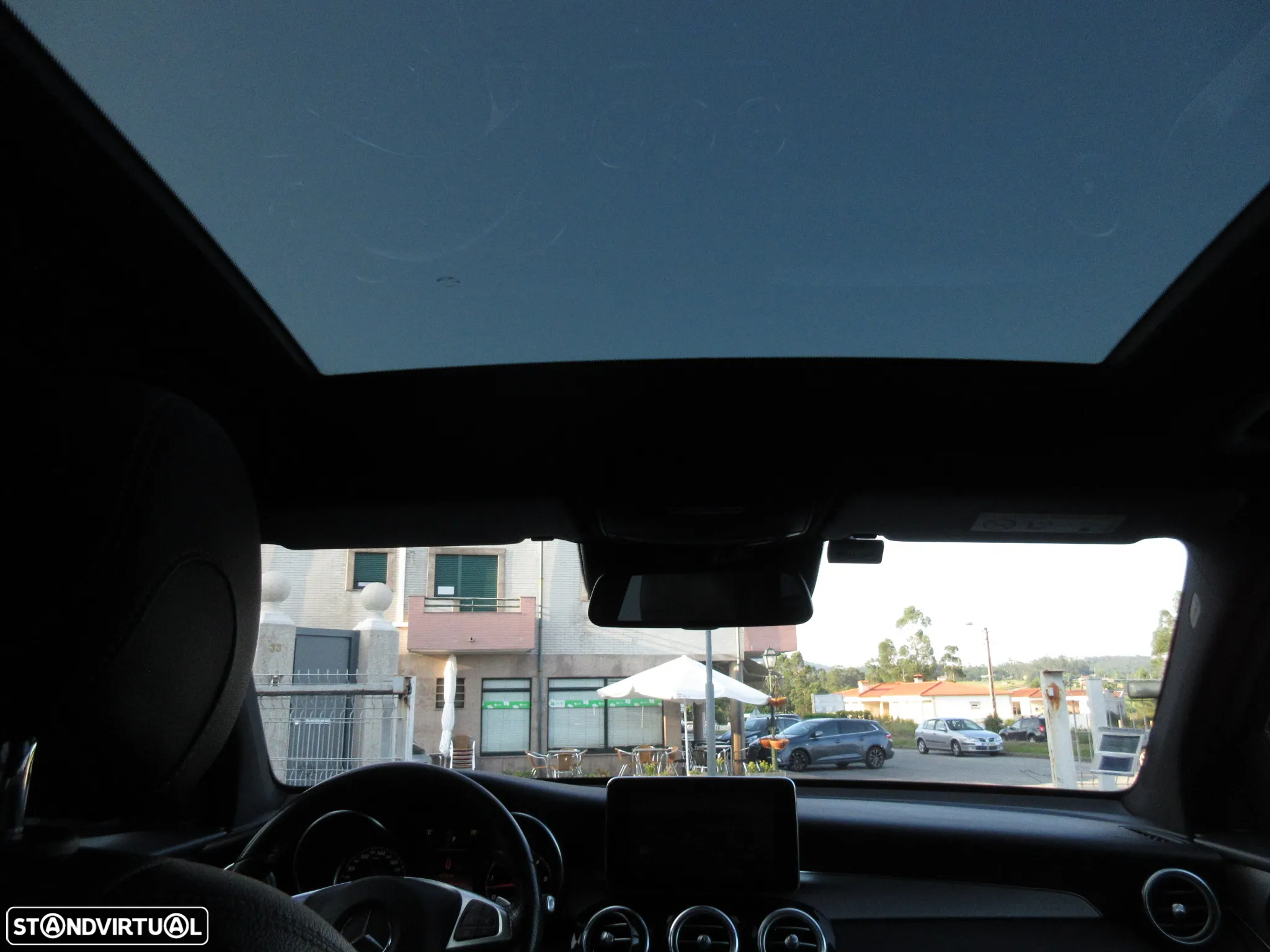 Mercedes-Benz GLC 220 d 4Matic 9G-TRONIC AMG Line - 34