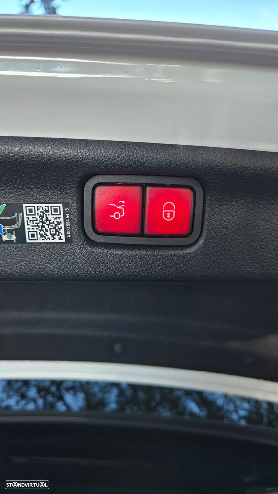 Mercedes-Benz C 63 AMG S E Performance 4Matic - 21