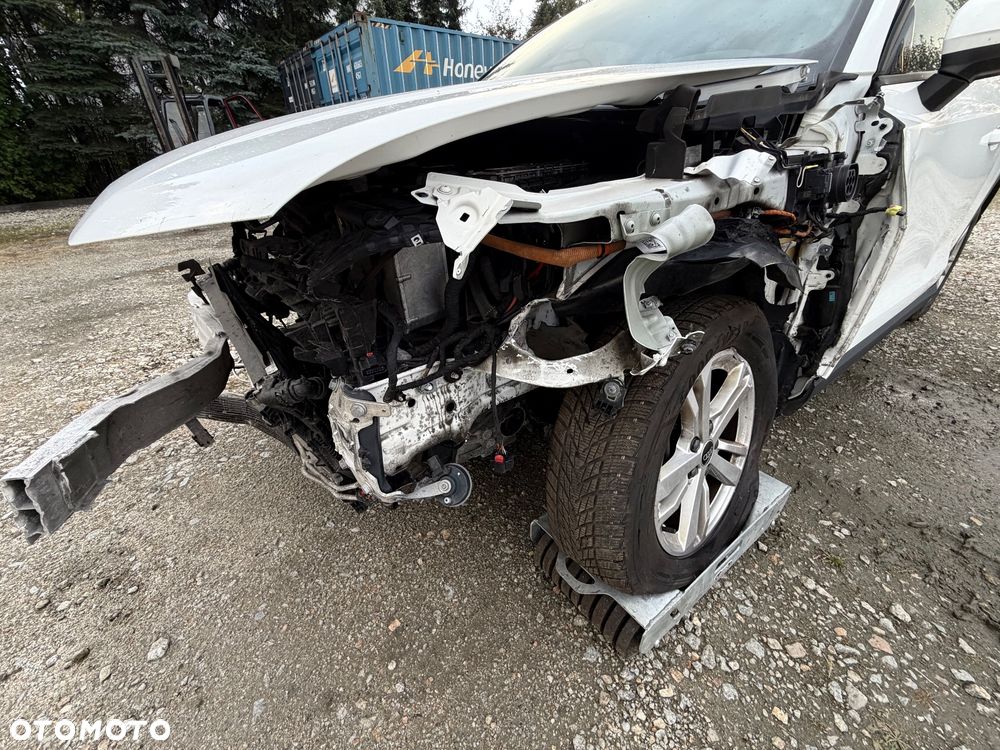 Audi Q3 45 TFSIe S tronic S line - 16