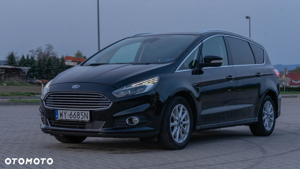 Ford S-Max