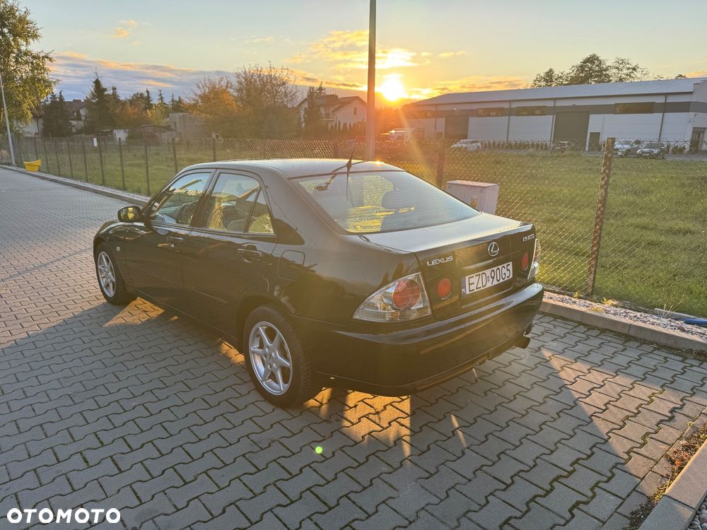 Lexus IS 200 Elegance - 4