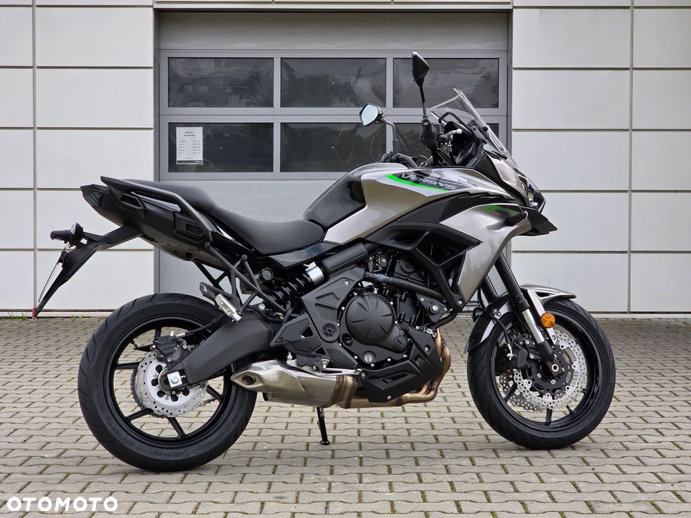 Kawasaki Versys 650 - 12